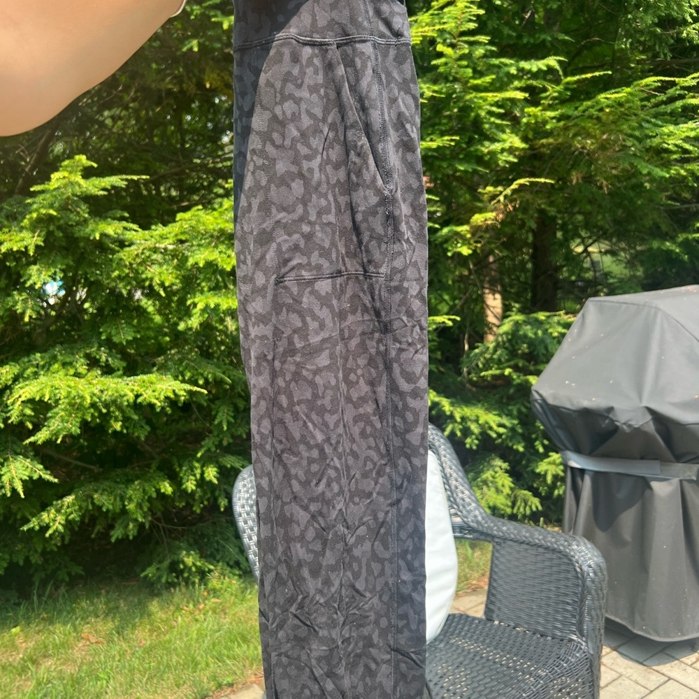 Lululemon Athletica Black Patterned Joggers